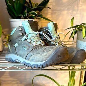 🏔️ Keen Dry Waterproof hiking boots; Kids Size 3 🏔️